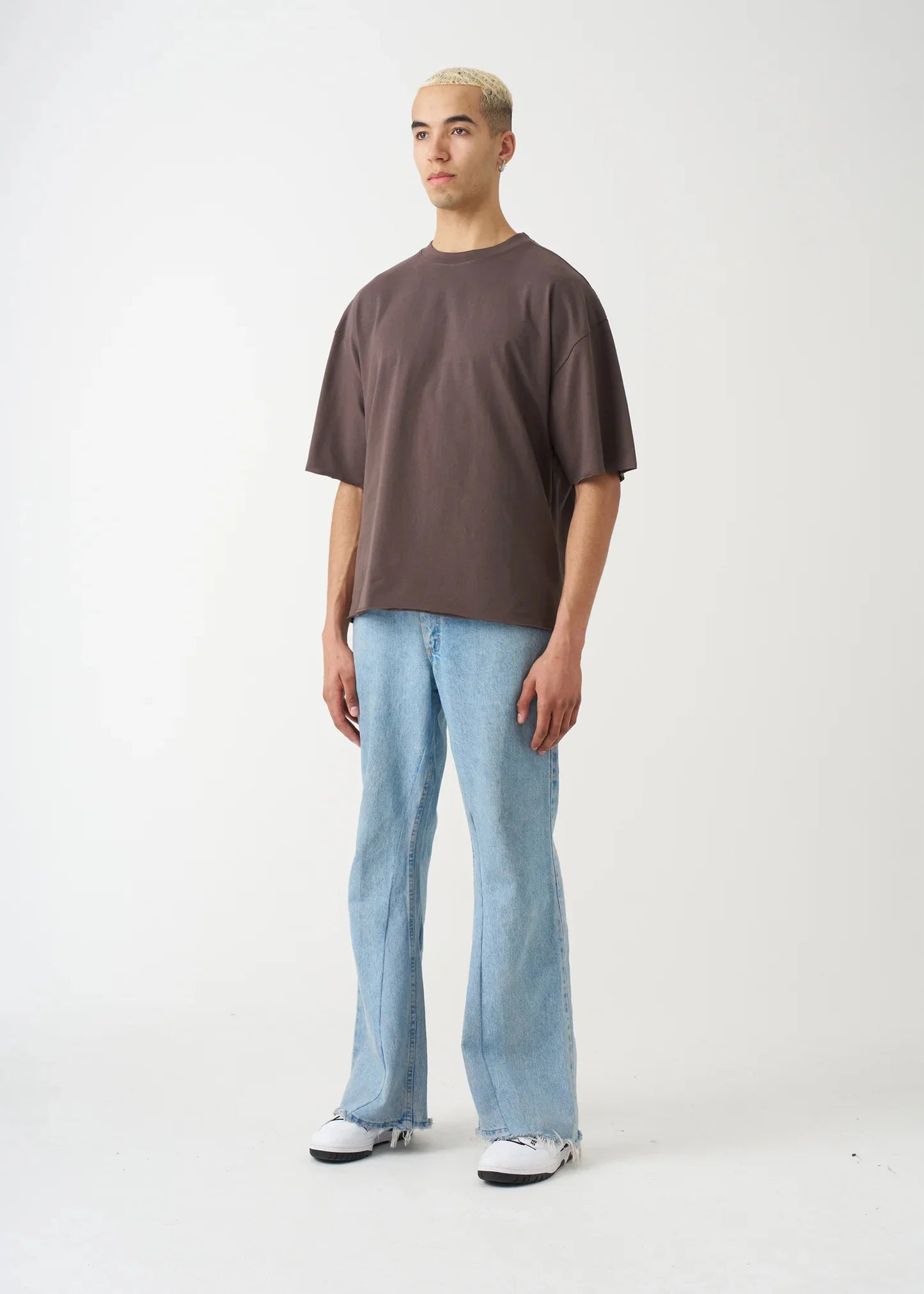 7 OZ Elegant Raw Edge Oversized Cropped T-Shirt